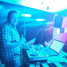 DJ Moura - DJ - fixando.pt