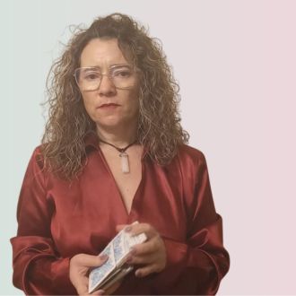 Celina Oliveira - Astrólogos / Tarot - Valongo