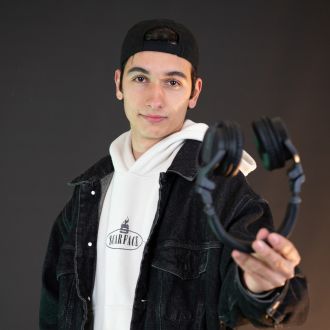 DJ Profissional para Eventos | Comercial, House, Afro & Música Atual - DJ - Tábua