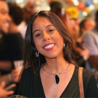 Camila Cesário - Pet Sitting e Pet Walking - Valongo