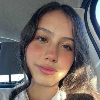 Caren Coy - Babysitter - Esgueira
