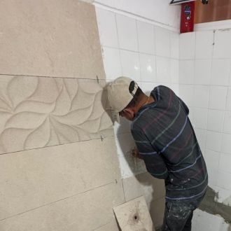 ANDRADE REMODELAÇÕES - Construcción de viviendas - Campolide
