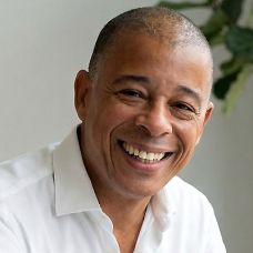 José Saraiva - Hospedaje de webs - Sarilhos Grandes