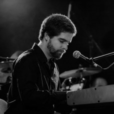 Jo&atilde;o Eir&oacute; - pianista e professor de piano - Aulas de M&uacute;sica - Lisboa