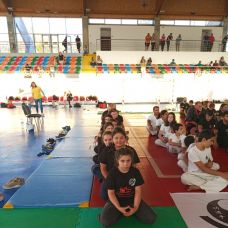 Academia Artes Marciais - Aulas de Defesa Pessoal - Amares