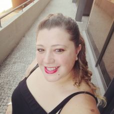 Ana Ribeiro - Lavagem de Roupa e Engomadoria - Porto