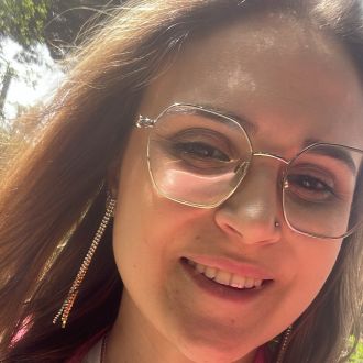 Susana engomadora - Lavagem de Roupa e Engomadoria - Amares