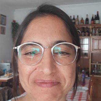 Áurea L. - Costureiras