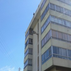 C.M.LIMPEZAS - Lavagem de Roupa e Engomadoria - Lisboa