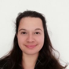 Carolina Rodrigues - Explicações de Preparação para os Exames Nacionais - Quinta do Conde