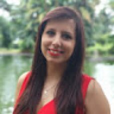 Melina L. - Instalación y reparación de porteros automáticos