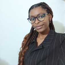 Flávia Bretes- Auxiliar de Ação Educativa/ Babysitter - Babysitting - Setúbal