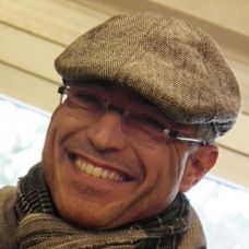 Alexandre Evaristo - Idiomas - fixando.pt