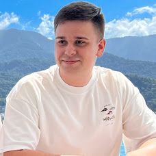 Adriano Jurck - Consultoria de Marketing e Digital - Tomar