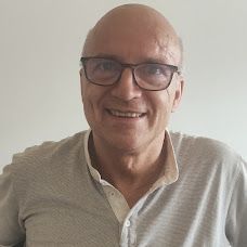 Julio Emilio Sousa - Explicações de Matemática de Nível Universitário - Ramalde