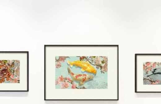 Bilder aufhängen und Kunstinstallationen anbringen - Piercing