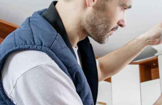 What's the price of Electrical services  Coimbra? Fixando