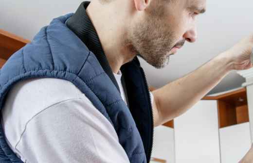 Instalação de Lâmpada - Monchique