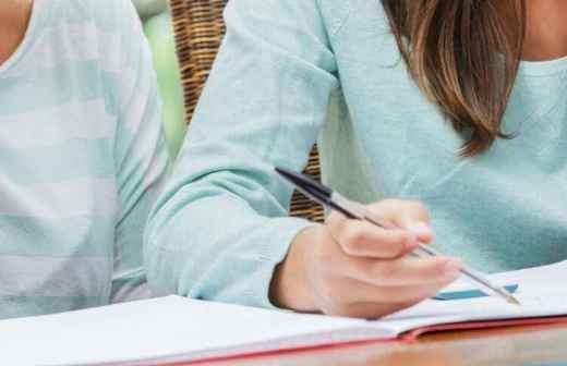 Explicações de História - Escolas