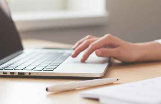 Recursos Humanos e Gestão de Salários - Porto