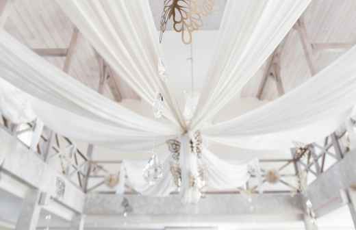 Decoração de Casamentos - Coberturas Com Palha