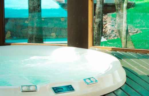 Limpeza e Manutenção de Jacuzzi e Spa - Almada