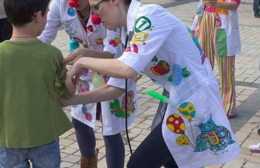 Costumed Character Entertainment - sousel