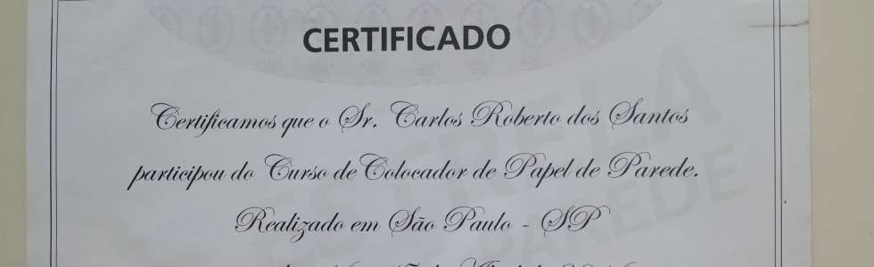 Roberto Instalador de papel de parede - Fixando