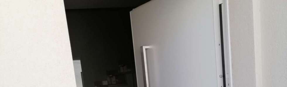 Quality Portas e Serviços. - Fixando