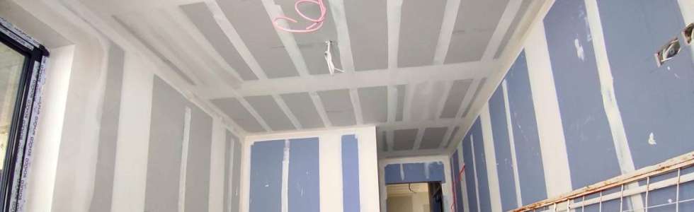 Navegante Constru&ccedil;&otilde;es-Engenharia & Constru&ccedil;&atilde;o - Fixando